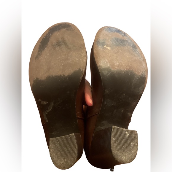 Diba brown tall boots with 3.5” chunky heel size 8.5 - Picture 7 of 9